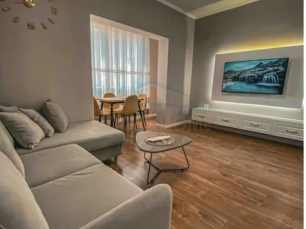 Shiten, 2 Apartamente 1+1, Ali Demi, Tiranë.