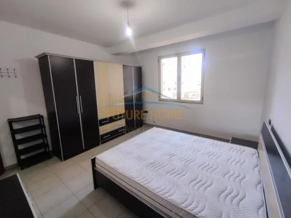 Shitet, Apartament 1+1 ,Fresk