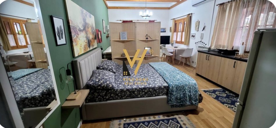Tirane, jepet me qera garsonier 1+1 Kati 0, 38 m² 350 € (YZBERISHT)