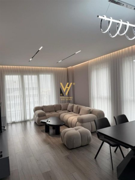 Tirane, jepet me qera apartament 2+1+Ballkon Kati 2, 100 m² 850 € (DON BOSKO)