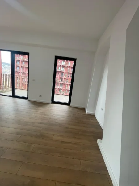 Tirane, jepet me qera apartament 3+1+Ballkon Kati 3, 110 m² 1.450 € (Garden Building)