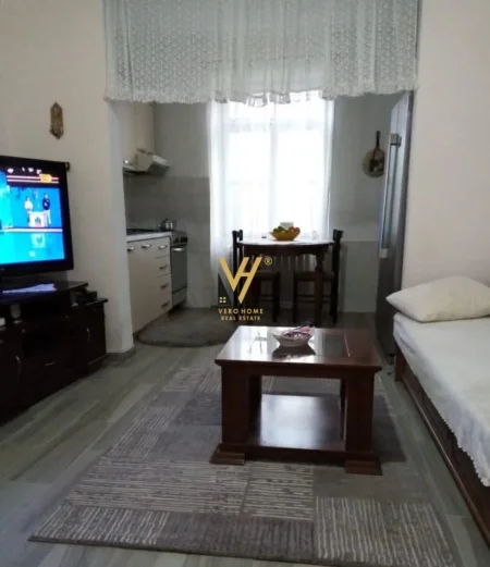 Elbasan, shitet apartament 3+1+Ballkon Kati 0, 200 m² 120.000 € (ELBASAN)