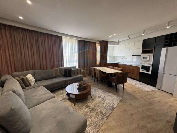 Tirane, jepet me qera apartament 2+1+Ballkon Kati 6, 100 m² 600 € (Unaza e Re)