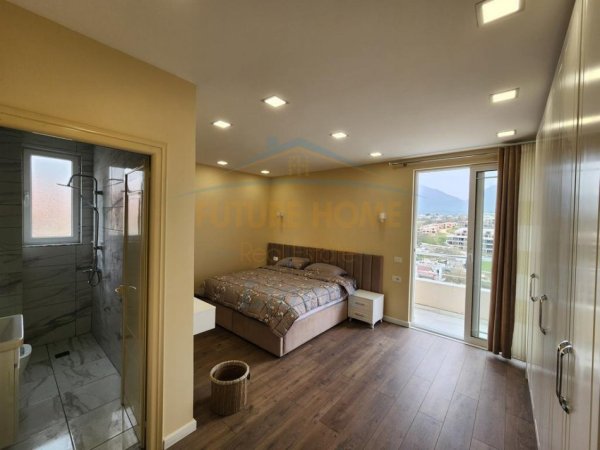 Tirane, jepet me qera apartament 2+1+Ballkon Kati 4, 150 m² 800 € (Sauk)