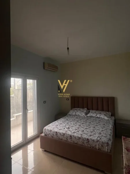 Pogradec, shitet Vile 3 Katshe Kati 0, 575 m² 850.000 € (POGRADEC)