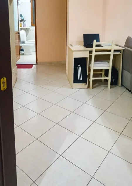 Tirane, shitet apartament 1+1 Kati 3, 80 m² 105.000 € (Jordan misja)