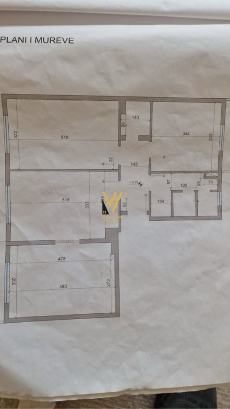 Tirane, jepet me qera ambjent biznesi Kati 1, 120 m² 900 € (MINE PEZA)