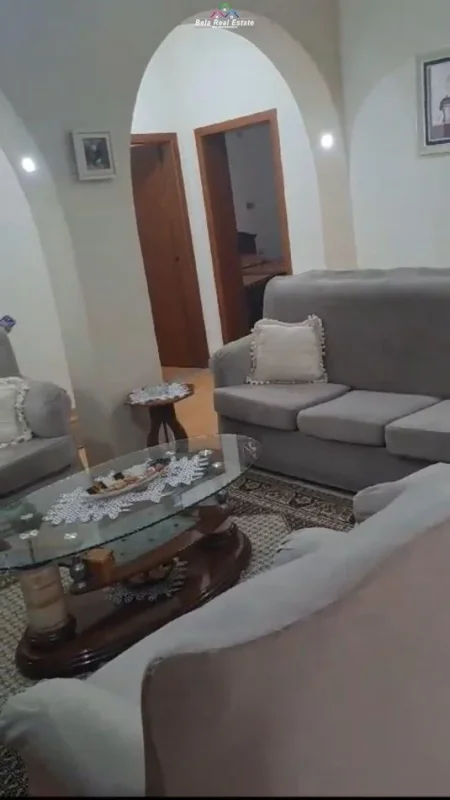 Tirane, jepet me qera Vile 2+1 Kati 2, 130 m² 450 € (astir)