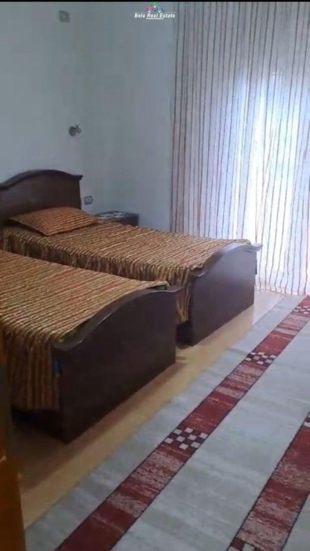 Tirane, jepet me qera Vile 2+1 Kati 2, 130 m² 450 € (astir)