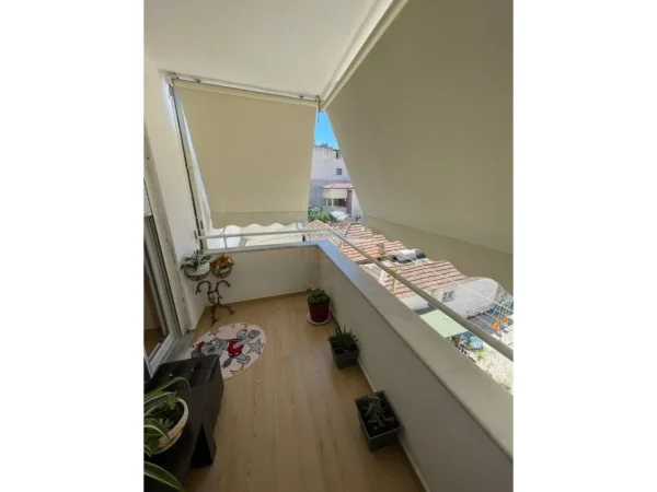 Durres, shitet apartament 3+1+Ballkon Kati 1, 135 m² 300.000 € (Bulevardi Kryesor, Durres)