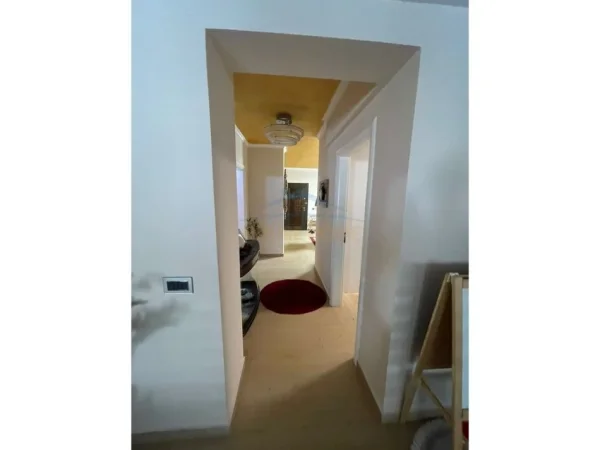 Durres, shitet apartament 3+1+Ballkon Kati 1, 135 m² 300.000 € (Bulevardi Kryesor, Durres)