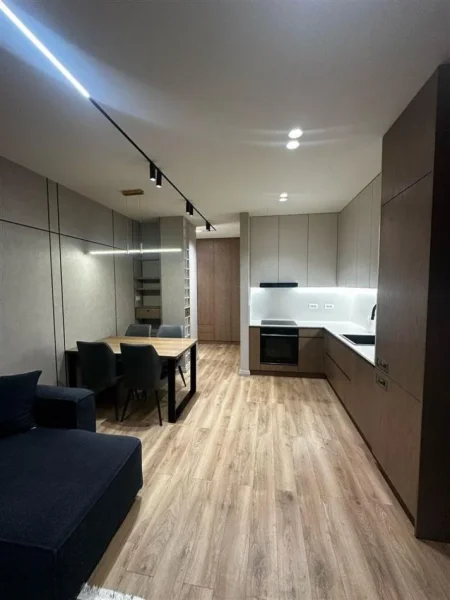 Tirane, jepet me qera apartament 2+1 Kati 2, 80 m² 850 € (don bosko)