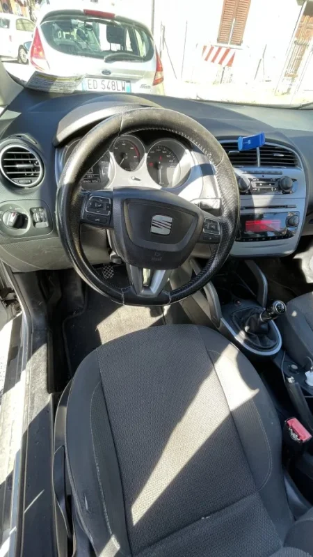 Shes makine Seat Altea XL Nafte, gri metalizato manuale Kondicioner 287.000 km 2.800 €