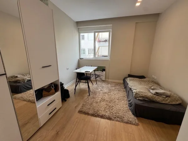 Tirane, shitet apartament 2+1 , 93 m² (Liqeni i Thate)