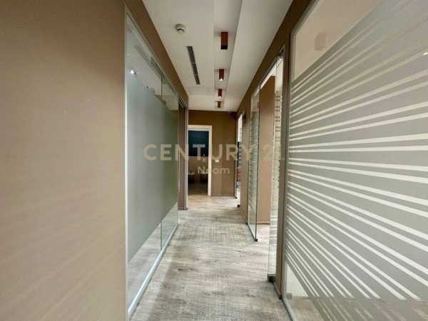 Tirane, shes zyre Kati 8, 146 m² 499.000 € (PARK GATE)