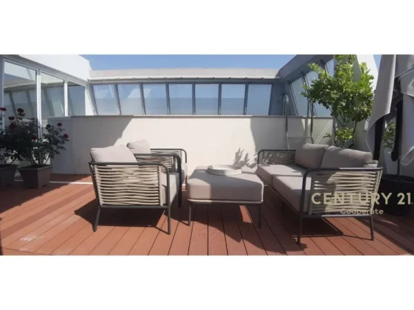 Tirane, shes PENTHOUSE ME PISHINE 3+1 , 330 m² 850.000 € (Stadiumi Dinamo)