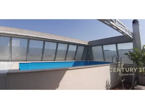 Tirane, shes PENTHOUSE ME PISHINE 3+1 , 330 m² 850.000 € (Stadiumi Dinamo)