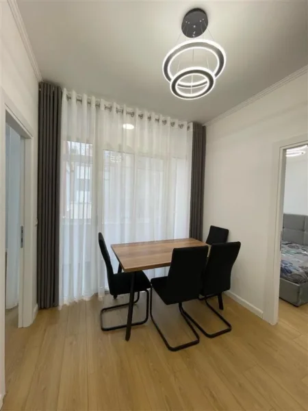 Tirane, shitet apartament 2+1+Ballkon Kati 7, 98 m² 150.000 € (Rruga Dritan Hoxha)