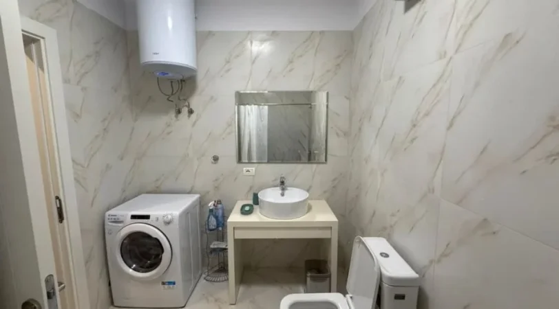 Tirane, jepet me qera apartament 1+1 Kati 7, 84 m² 450 € (fresk)