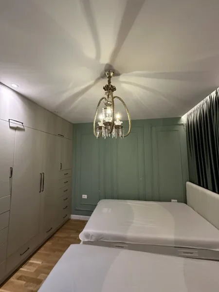 Tirane, shitet apartament 3+1+Ballkon Kati 2, 130 m² 350.000 € (Rruga e Elbasanit)