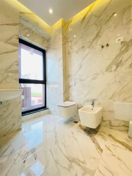 Tirane, jepet me qera ambjent biznesi Kati 1, 115 m² 1.500 € (Rruga e Kavajes)