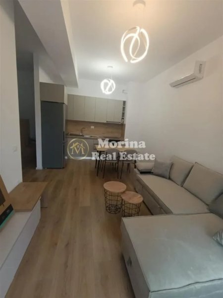 Tirane, jepet me qera apartament 1+1 Kati 8, 65 m² 400 € (Ali Demi-Rezidenca Kaimi)