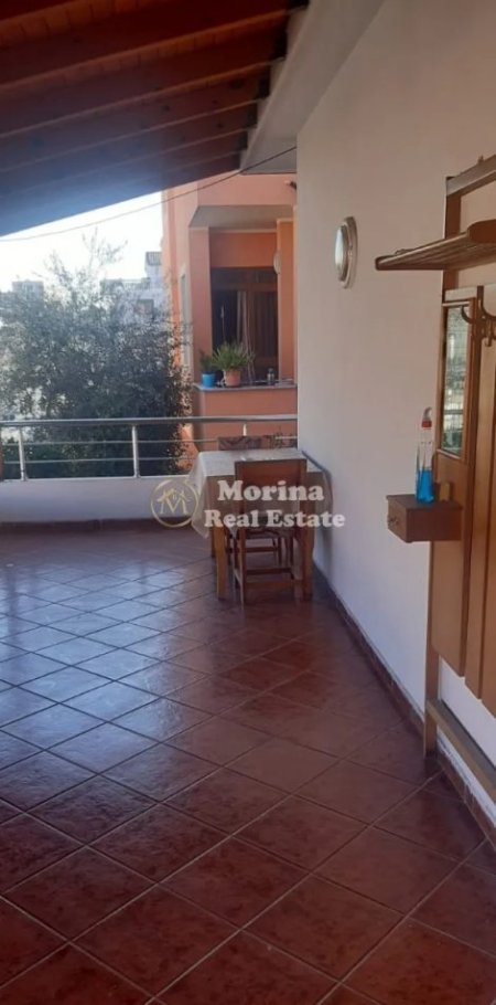 Tirane, jepet me qera apartament 1+1 Kati 2, 78 m² 300 € (5 Maji)
