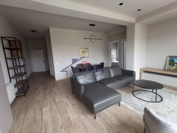 Tirane, jepet me qera apartament 2+1+Ballkon Kati 6, 100 m² 1.200 € (Prane Square 21)