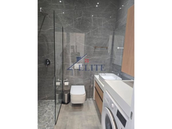 Tirane, jepet me qera apartament 2+1+Ballkon Kati 6, 100 m² 1.200 € (Prane Square 21)