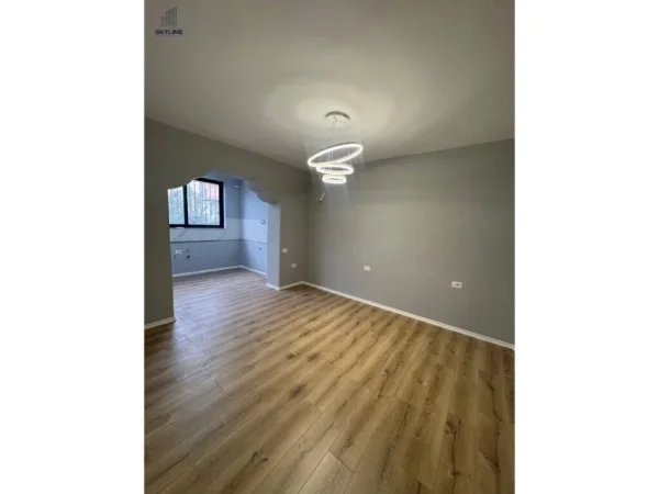 Tirane, shitet apartament 2+1 Kati 2, 75 m² 179.000 € (Myslym Shyri)