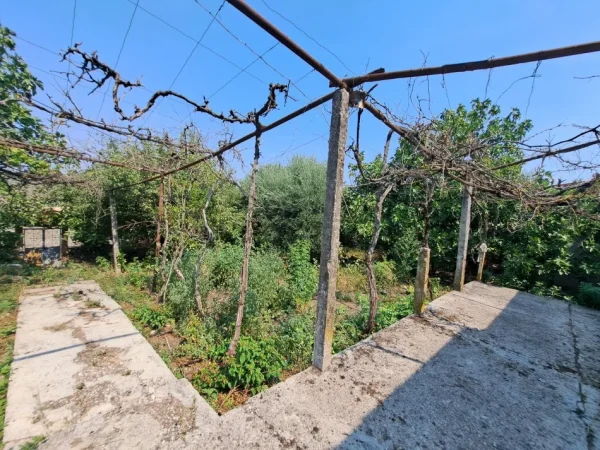 Vlore, shitet shtepi 2+1 Kati 0, 600 m² 45.000 € (Sherishte, Vlore)