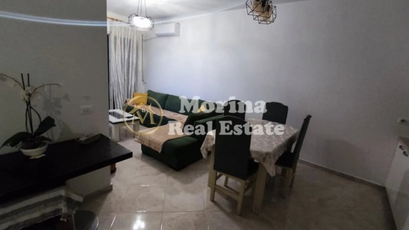 Tirane, jepet me qera apartament 2+1 Kati 7, 86 m² 600 € (Spitali Amerikan 3)