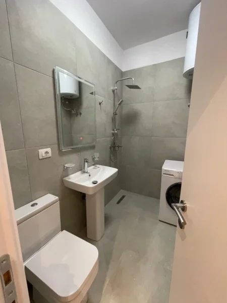 Tirane, shitet apartament 2+1+Ballkon Kati 7, 88 m² 143.000 € (Zogu i Zi)