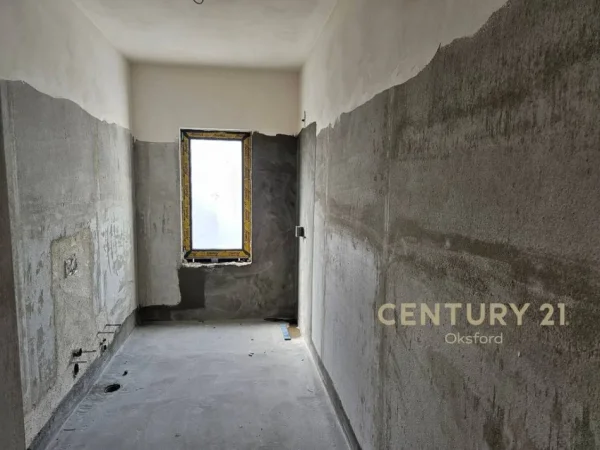 Tirane, shes apartament 3+1+Aneks+Ballkon Kati 12, 167 m² 520.990 € (RRUGA E BARRIKADAVE)