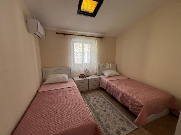 Tirane, jepet me qera apartament 3+1+Aneks+Ballkon Kati 2, 108 m² 800 € (Komuna e Parisit)