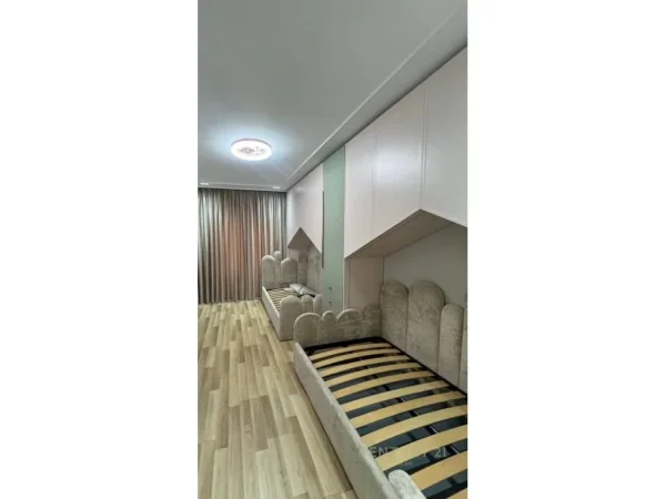 Tirane, shes apartament 2+1+Aneks+Ballkon Kati 7, 117 m² 230.000 € (Oazis Residence)