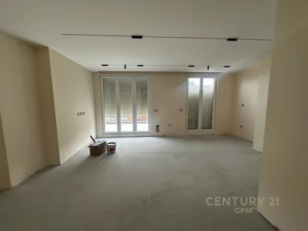 Tirane, shes apartament 2+1+Aneks+Ballkon Kati 4, 142 m² 299.000 € (Ali Dem)