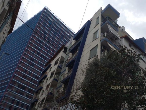 Tirane, shes apartament 2+1+Aneks+Ballkon Kati 7, 90 m² 220.000 € (Komuna e Parisit)
