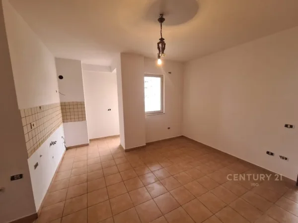 Tirane, shes apartament 1+1+Aneks+Ballkon Kati 4, 63 m² 160.000 € (Sheshi Willson)