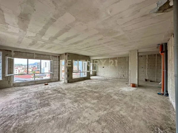 Tirane, shitet apartament Kati 4, 114 m² 142.500 € 