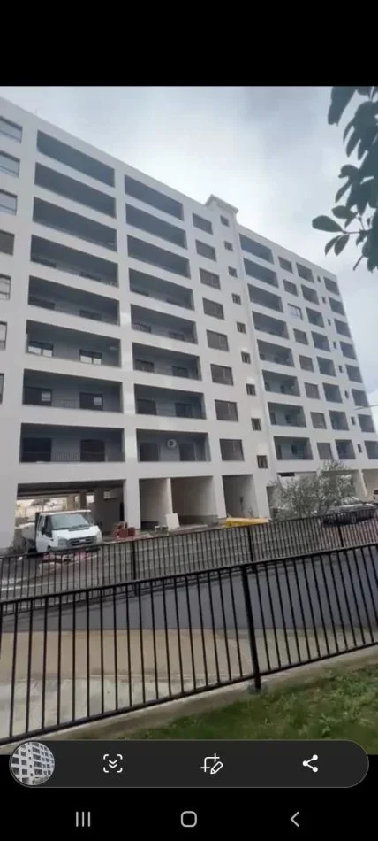 Tirane, shitet apartament 1+1+Ballkon Kati 7, 68 m² 57.000 € (rruga Teuta)