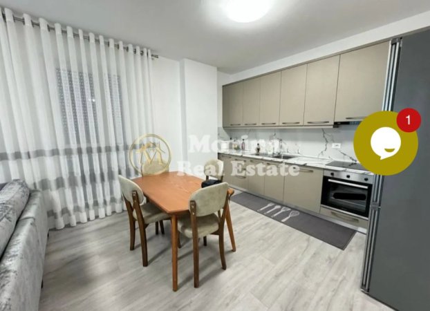 Tirane, jepet me qera apartament 2+1+Ballkon Kati 2, 92 m² 730 € (Don Bosko)