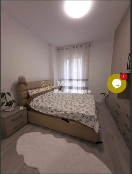 Tirane, jepet me qera apartament 2+1+Ballkon Kati 2, 92 m² 730 € (Don Bosko)