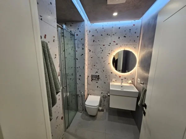 Golem, shes apartament 2+1 Kati 1, 102 m² 160.000 € (KOMPLEKSI KALTERSIA)