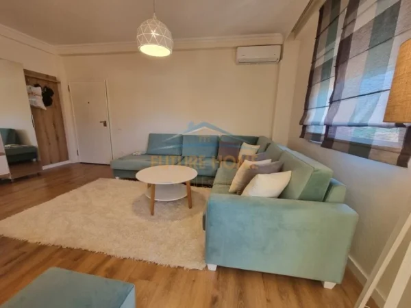 APARTAMENT 1+1 ME QERA , TEK RING CENTER