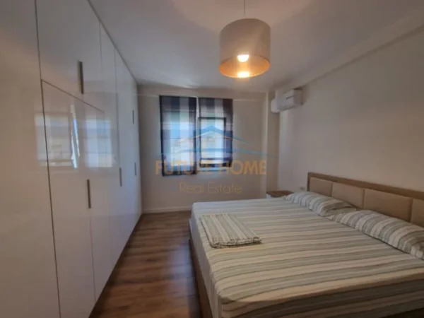 APARTAMENT 1+1 ME QERA , TEK RING CENTER