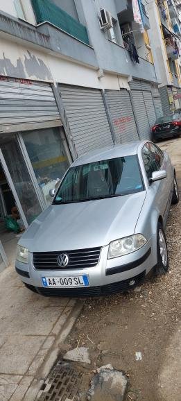 Tirane, shes makine Passat Nafte, gri metalizato manuale Kondicioner 209.000 km 2.700 €