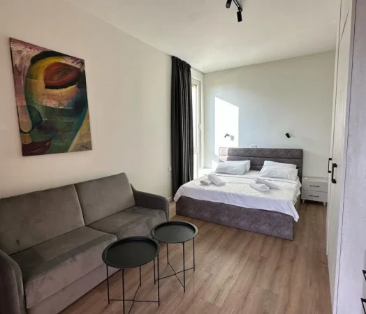 Vlore, shitet apartament 2+1 Kati 0, 332 m² 800.000 € (Palase)