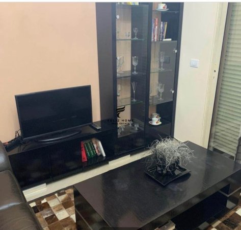 Tirane, jepet me qera apartament 2+1+Ballkon Kati 5, 90 m² 450 € (ASTIR)