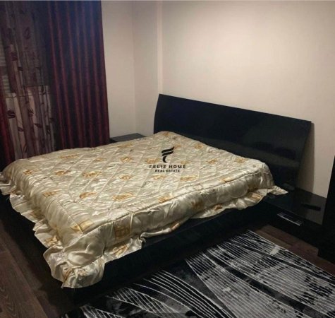 Tirane, jepet me qera apartament 2+1+Ballkon Kati 5, 90 m² 450 € (ASTIR)